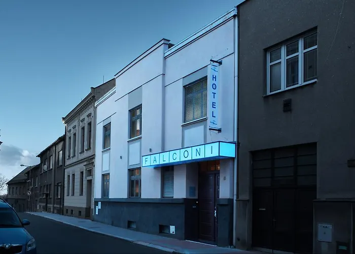 Falconi 3* Kolín